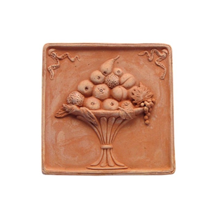 Pannellino con frutta in terracotta