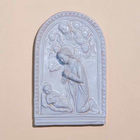 L’adorazione di Luca della Robbia Smaltata in Ceramica