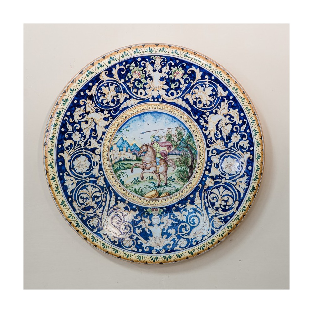 Piatto il Guerriero Smaltato Colorato in Ceramica