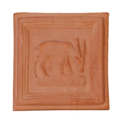Mattonella con cervo in terracotta | Terrecotte Cestenoli