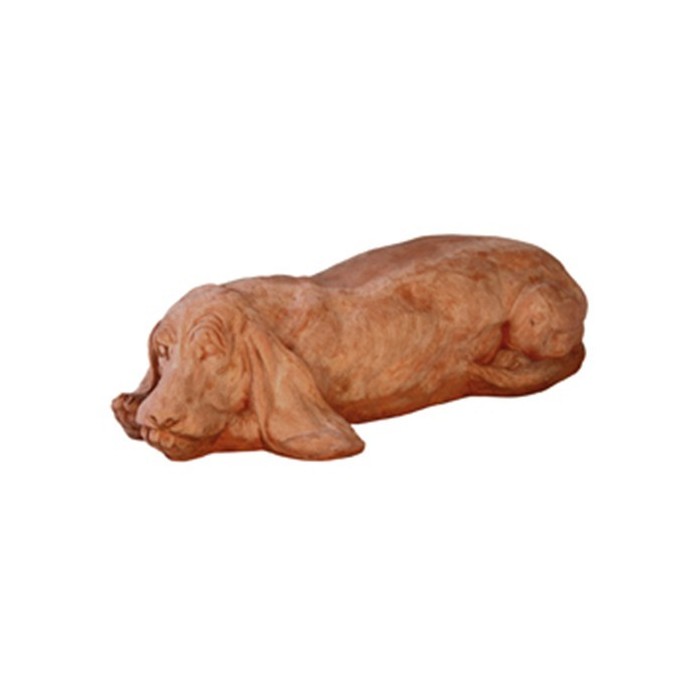 Bassethound sdraiato in terracotta