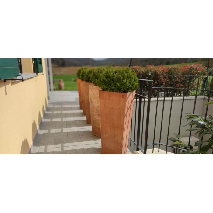 vaso quadrato liscio in terracotta d'Impruneta fatto a mano, shop online!