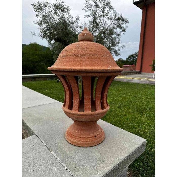 Lampione a strisce a tornio in terracotta | Terrecotte Cestenoli