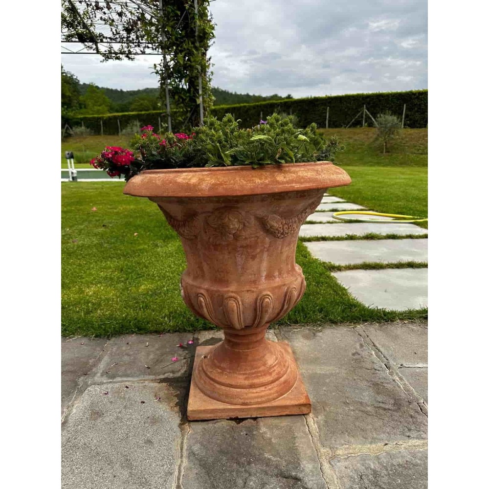 Vaso a calice festonato in terracotta fatto a mano | Terrecotte Cestenoli